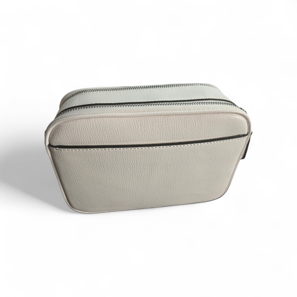 Karl Lagerfeld Cream Crossbody Bag with Iconic Design - Picture 4 of 15